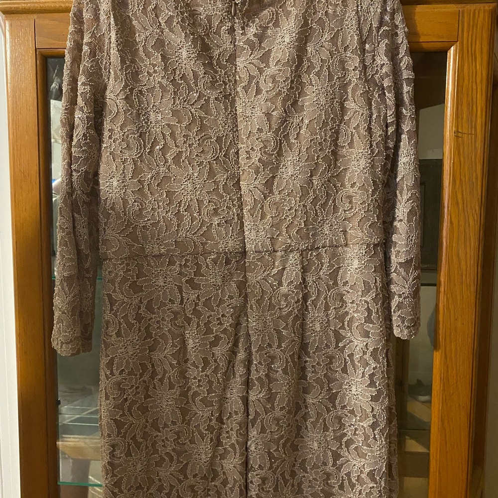 Nice mother of the daughter/son dress.